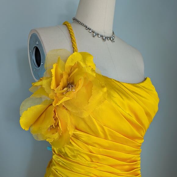 Vintage Prom Dress Maxi Gown 16 Yellow Glam Y2K Satin Slip Red Carpet Movie Star - Picture 3 of 16